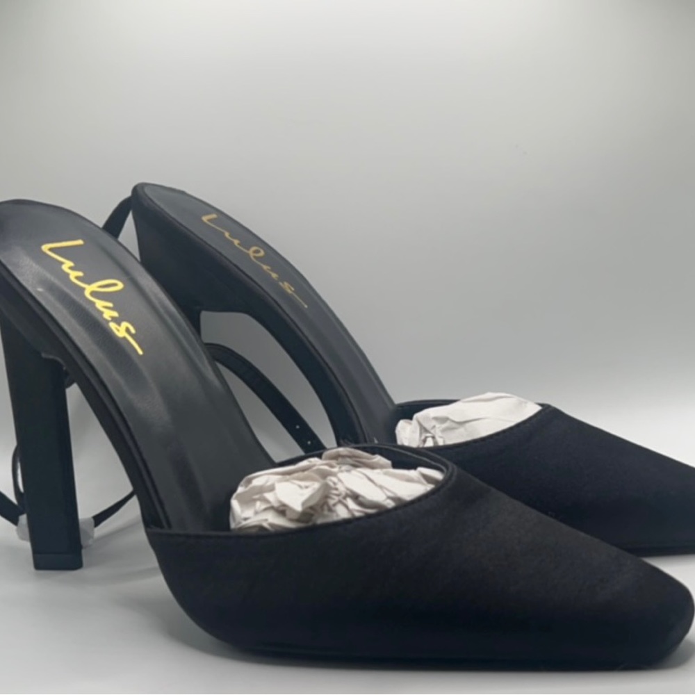 New in box heels